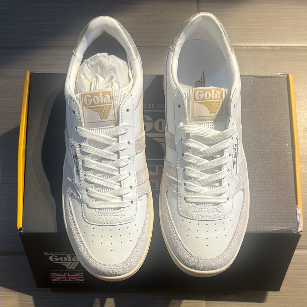 Women’s Gola Hawk Sneakers